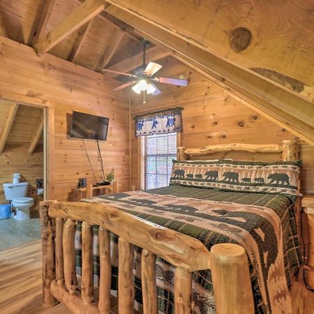 Sevierville Sanctuary Hot Tub, Pool Table And Deck! Exterior photo