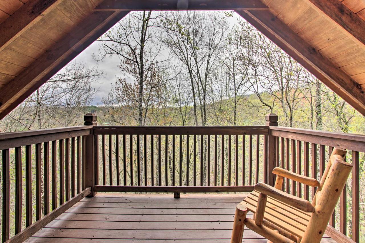 Sevierville Sanctuary Hot Tub, Pool Table And Deck! Exterior photo